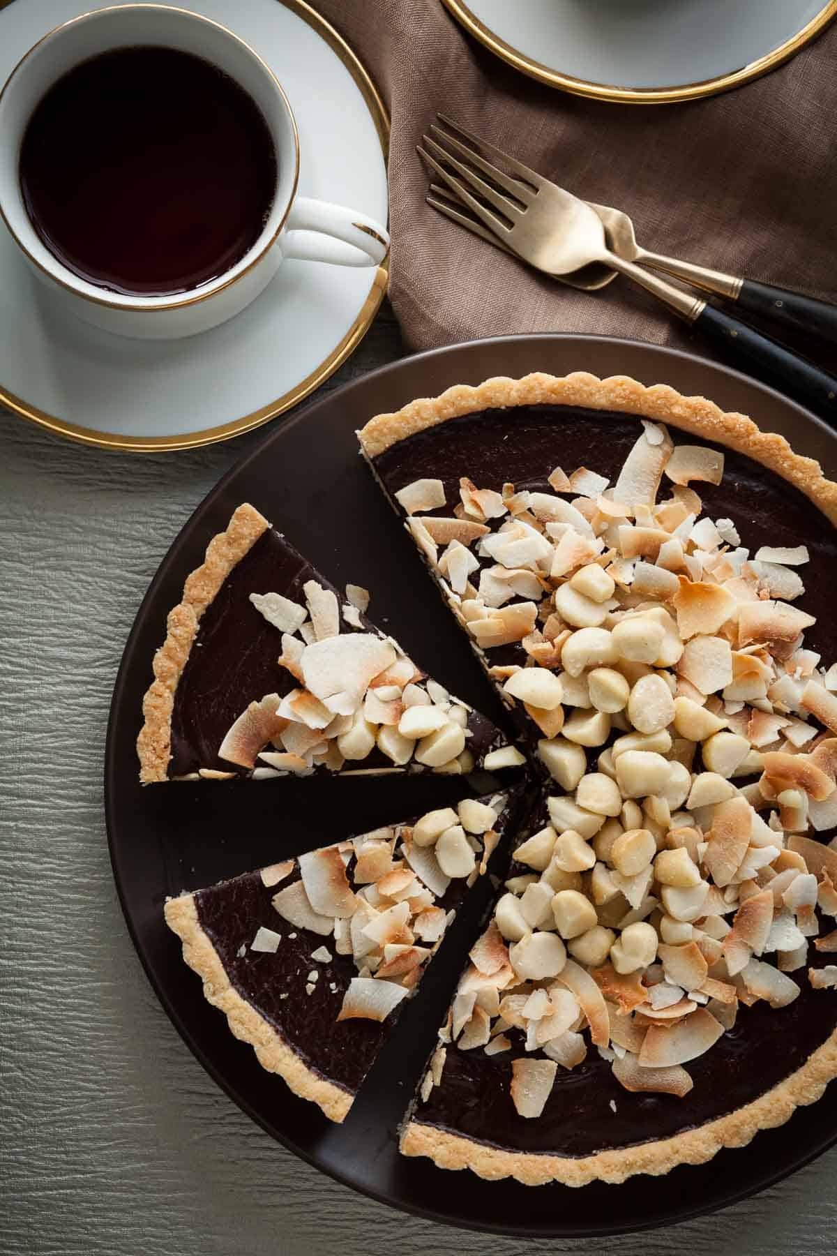 GlutenFree Chocolate, Coconut, Macadamia Nut Tart (Paleo, Vegan