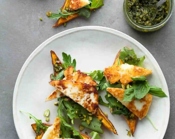 These arugula and halloumi topped sweet potato tartines (toasts) make a terrific lunch or fun and unexpected appetizer.