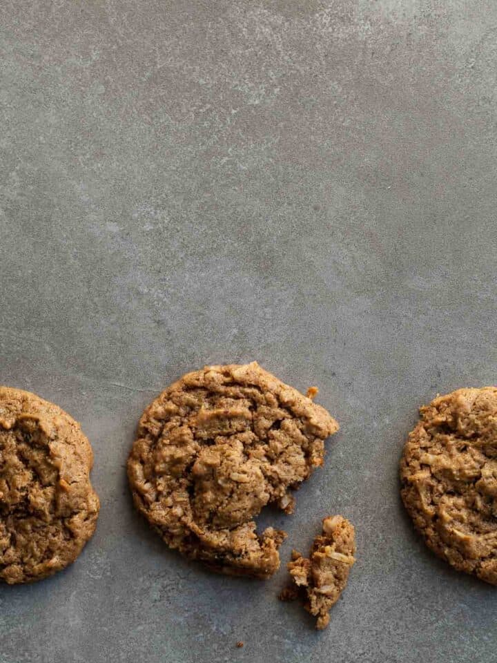 Chai Spice No-Oatmeal Raisin Cookies