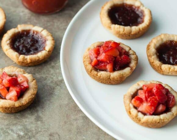 Mini Strawberry Jam Tarts (Paleo) - Easy and extra fruity jam tarts that are ready in no time.