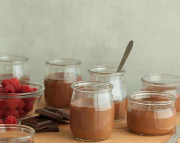 Raspberry Chocolate Pots