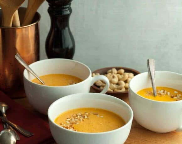 Roasted Red Pepper Carrot Soup (Vegan)