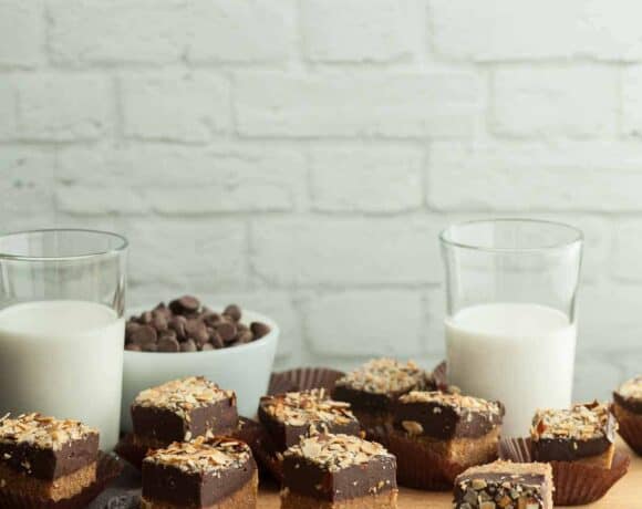 No-Bake Chocolate Almond Butter Bars (Gluten-Free)