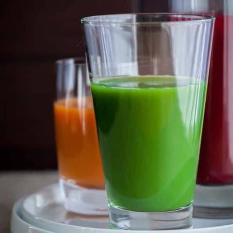 Spinach and Pea Shoot Green Juice