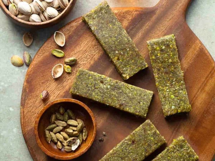 Pistachio Cardamom Energy Bars