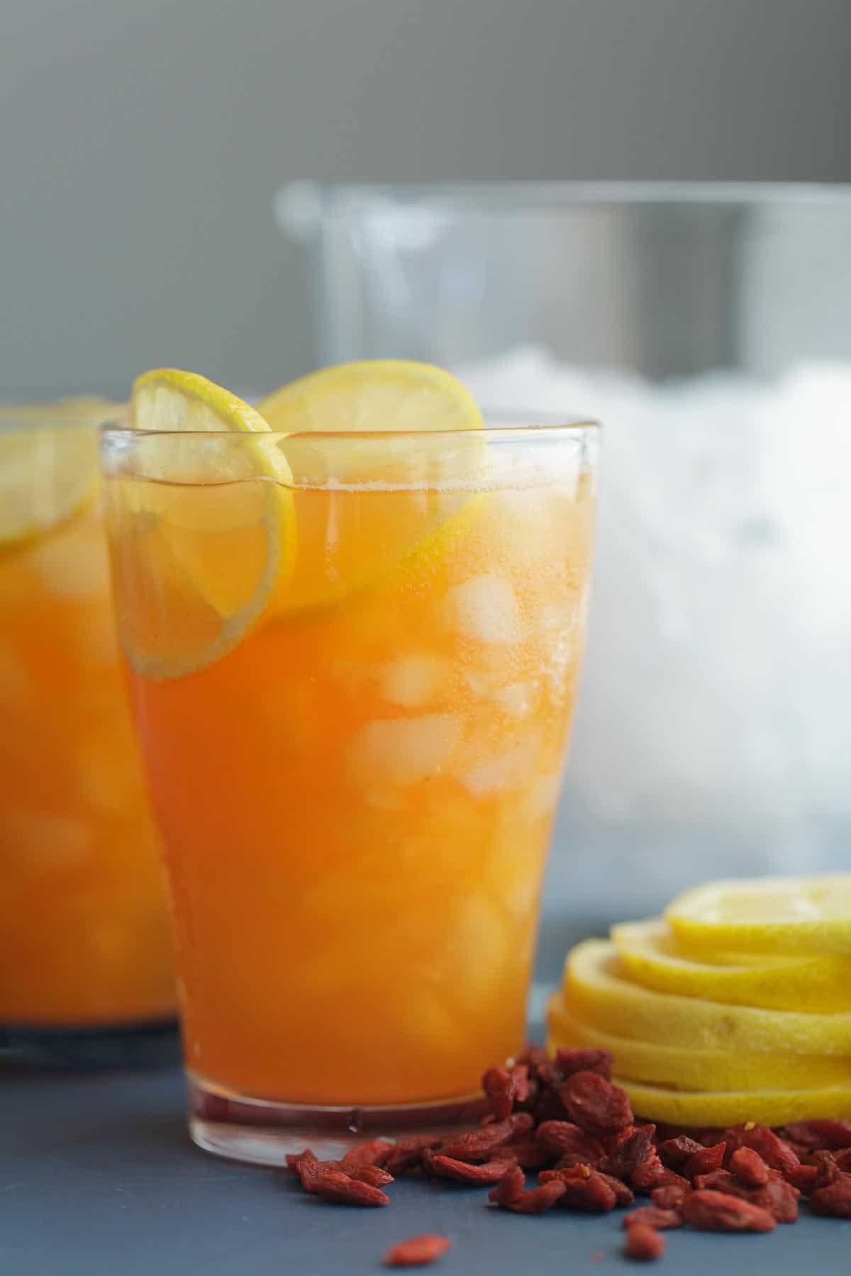 Lemon Switchel Close up in Glass