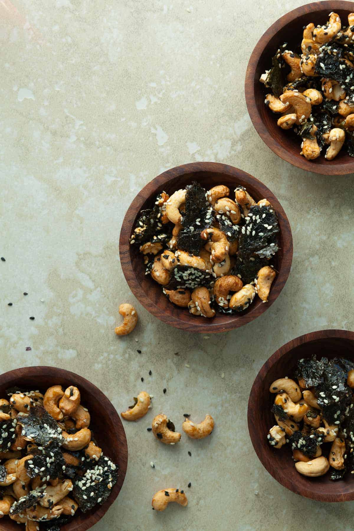 Sesame Roasted Cashews in Snack Bowls