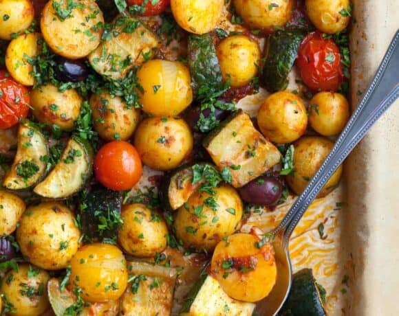Mediterranean Roasted Vegetables on Sheet Pan