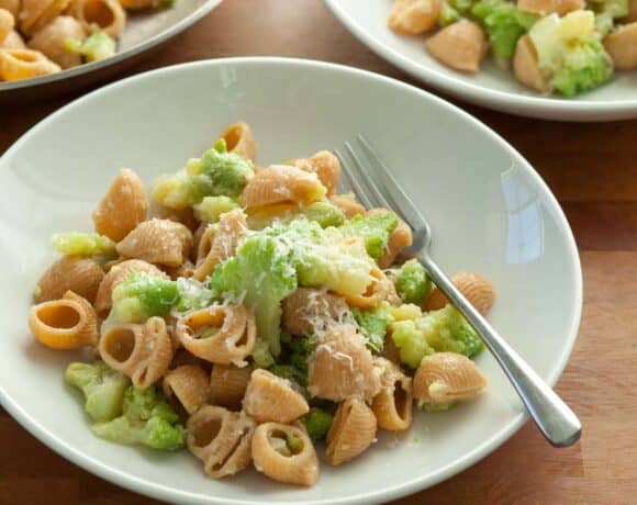 Romanesco Pasta in bowls