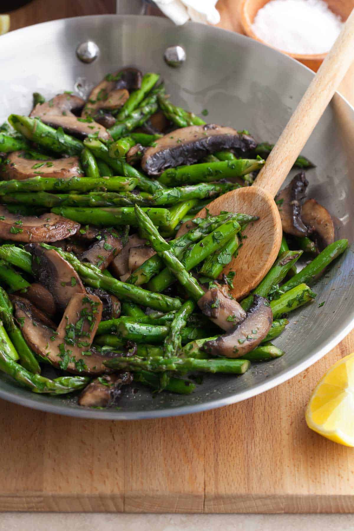 Sauteed Asparagus and Mushrooms in sauté pan