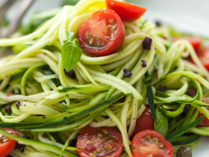 Mediterranean zucchini noodles made with fresh tomatoes
